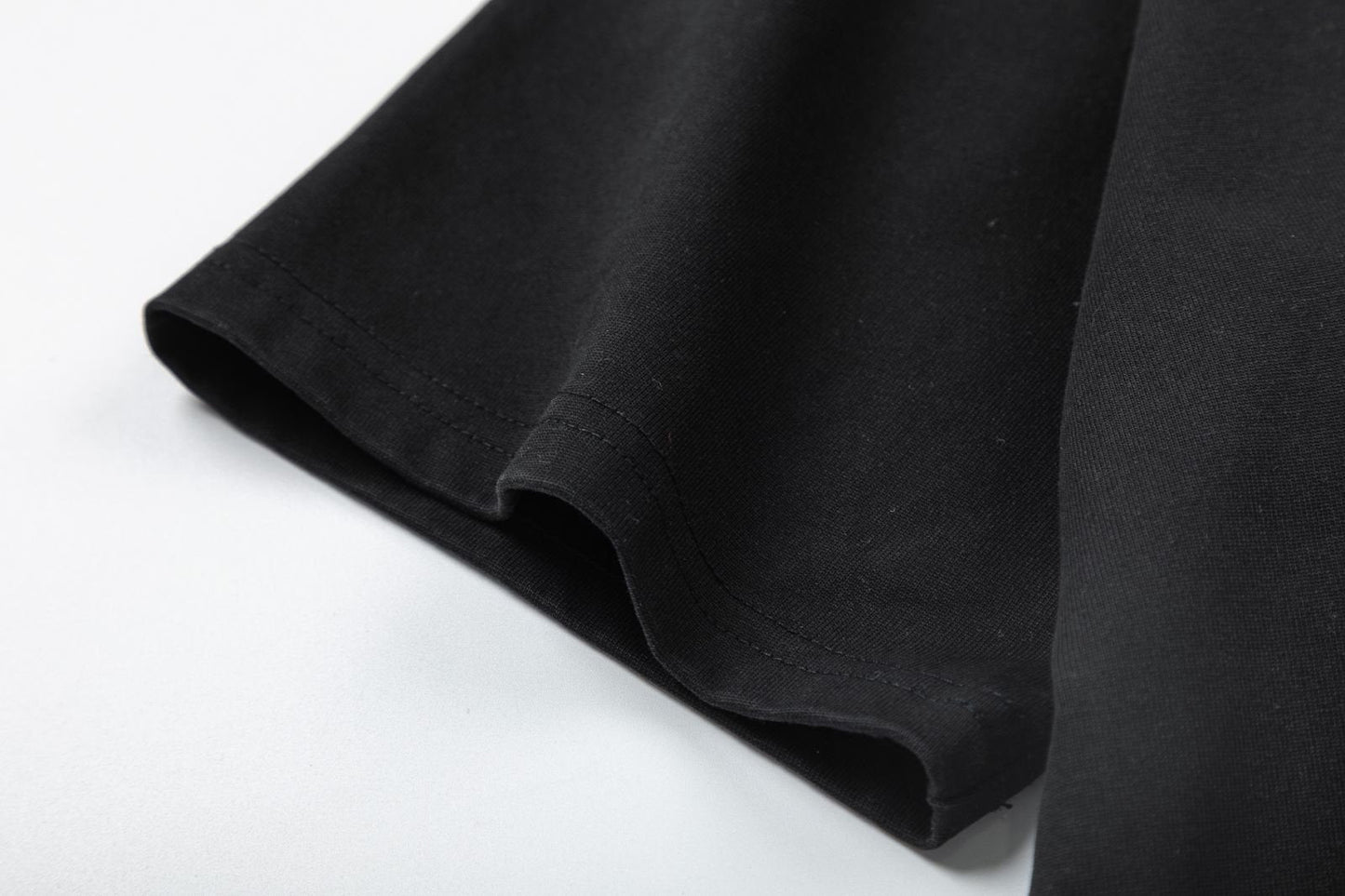 AMRI Crystal Pegasus Graphic T-Shirt