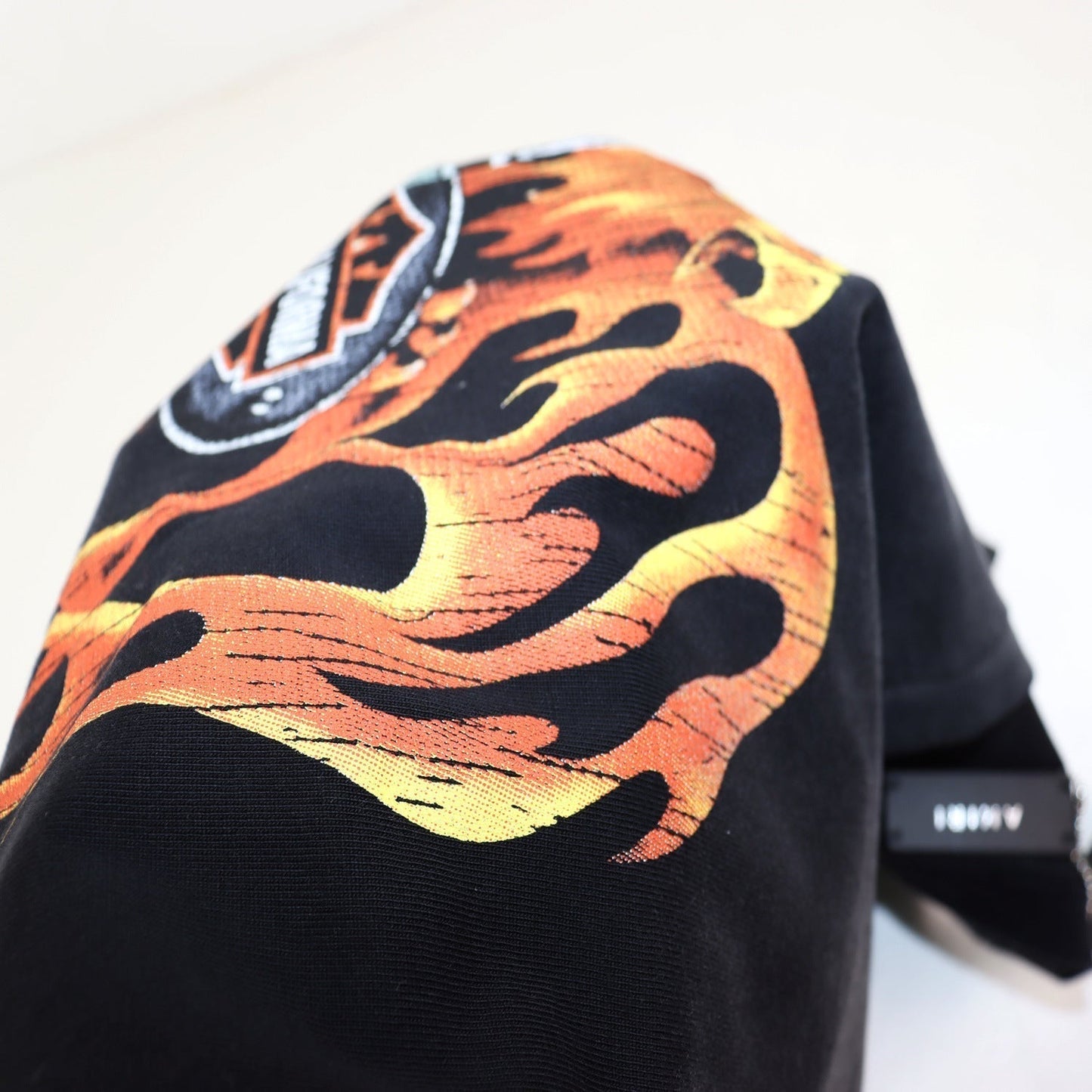 AMRI Flame-Graphic T-Shirt