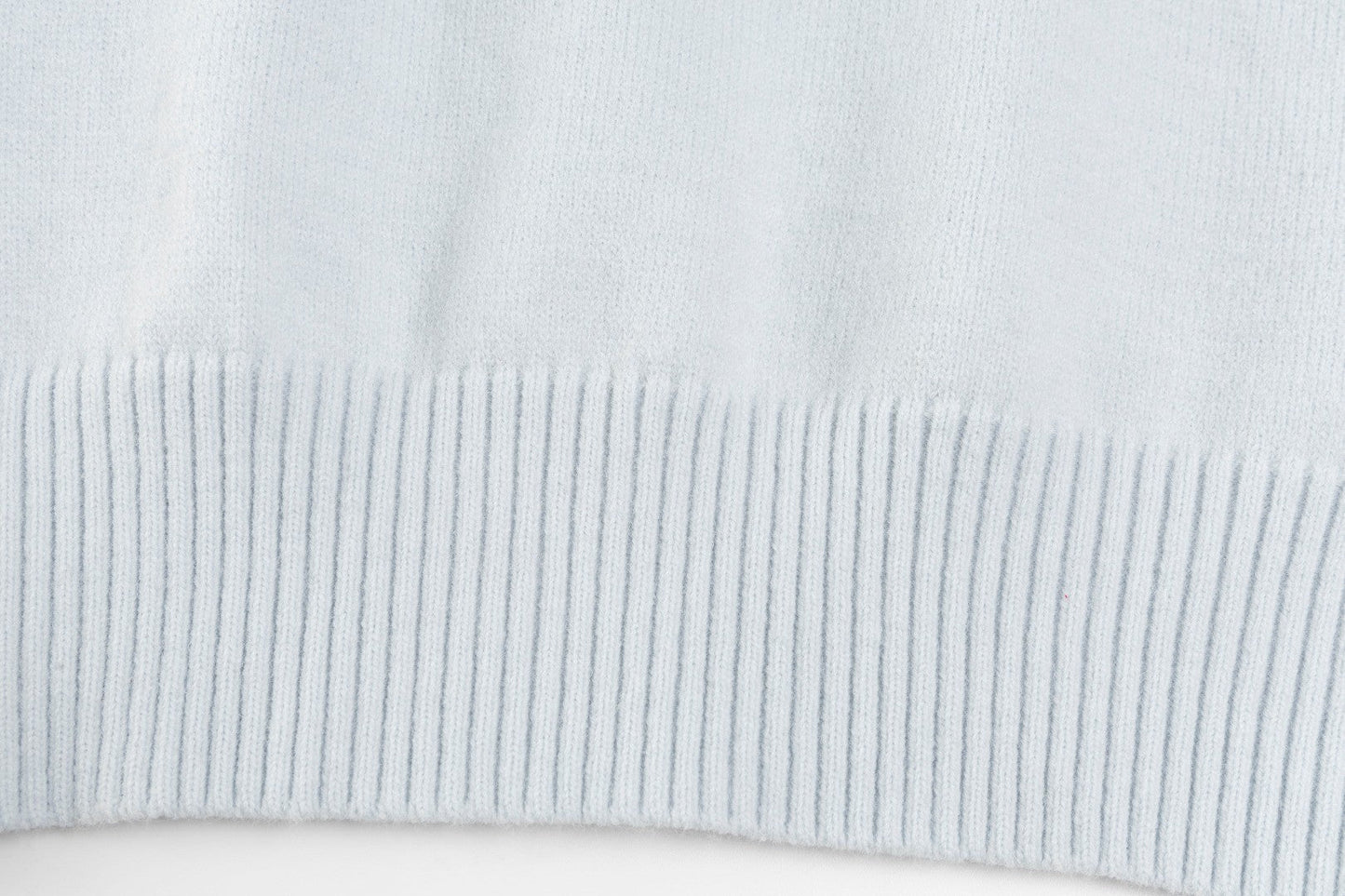 AMI Paris Classic Jacquard Heart Crewneck Sweater – 2025SS