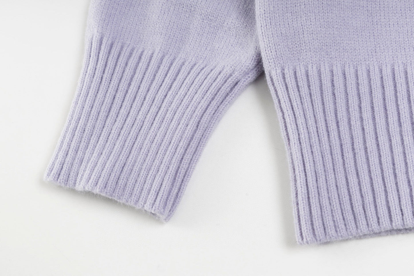 AMI Paris Classic Jacquard Heart Crewneck Sweater – 2025SS