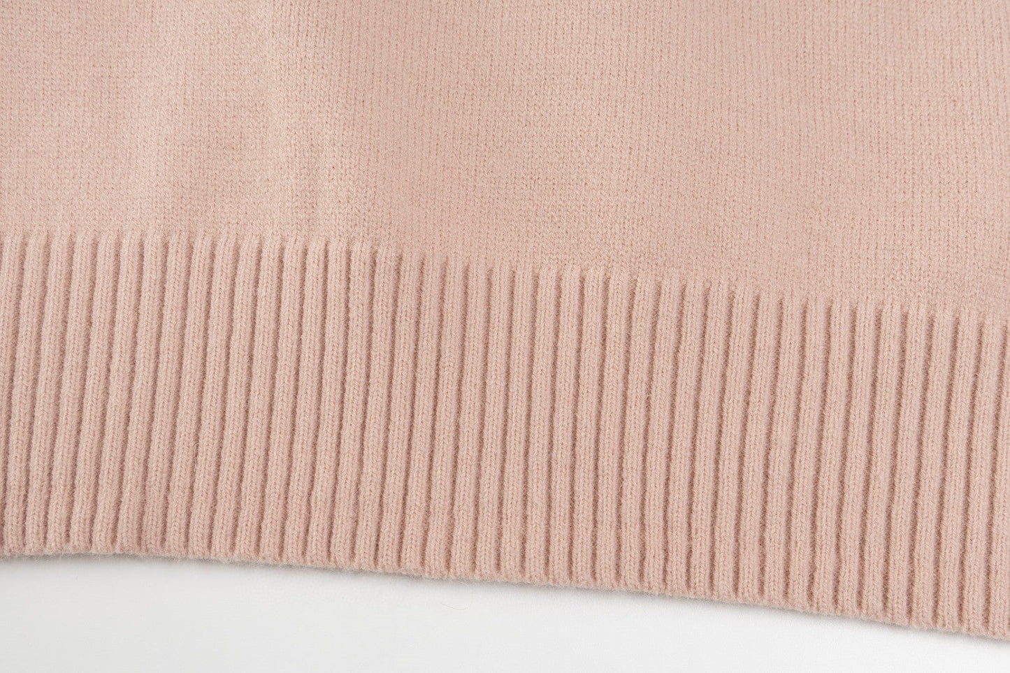 AMI Paris Classic Jacquard Heart Crewneck Sweater – 2025SS