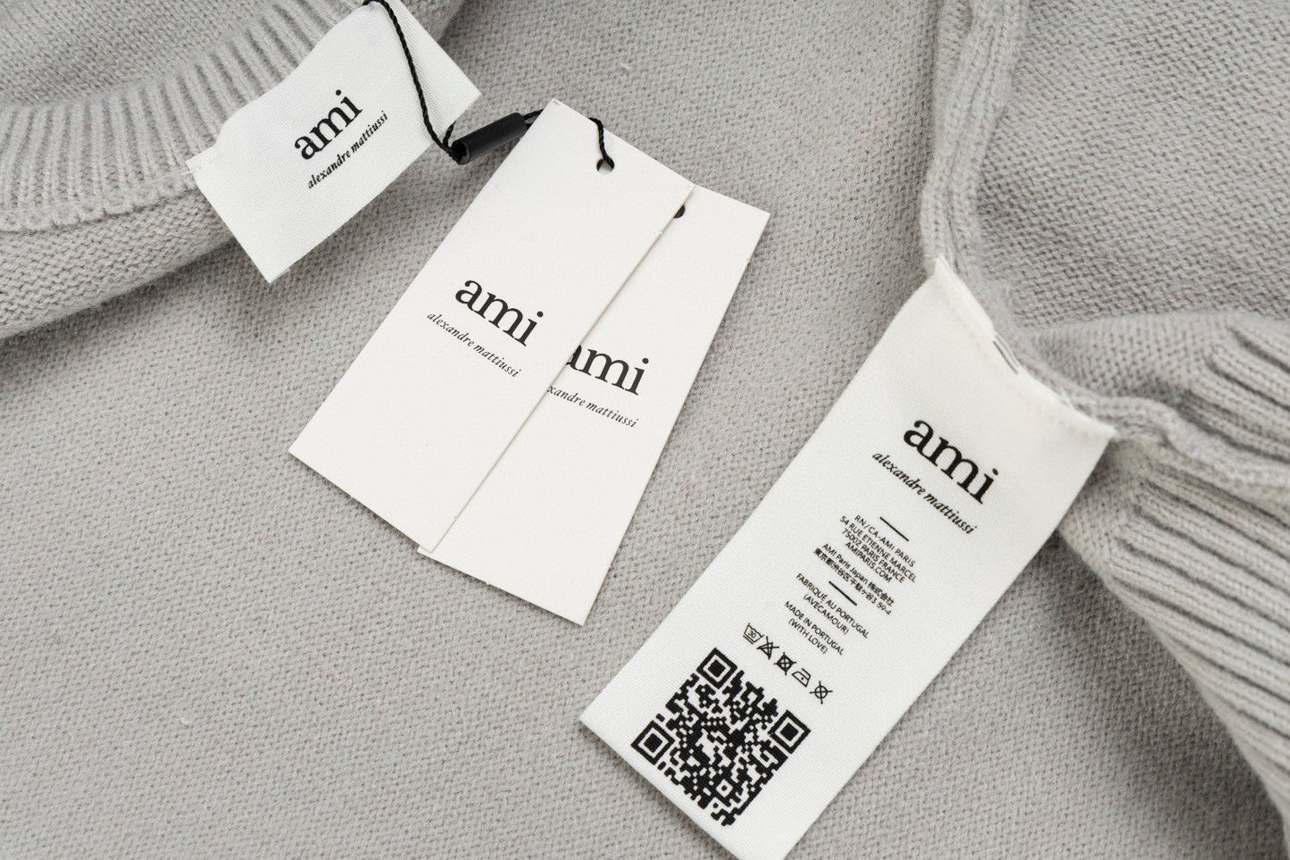 AMI Paris Classic Jacquard Heart Crewneck Sweater – 2025SS