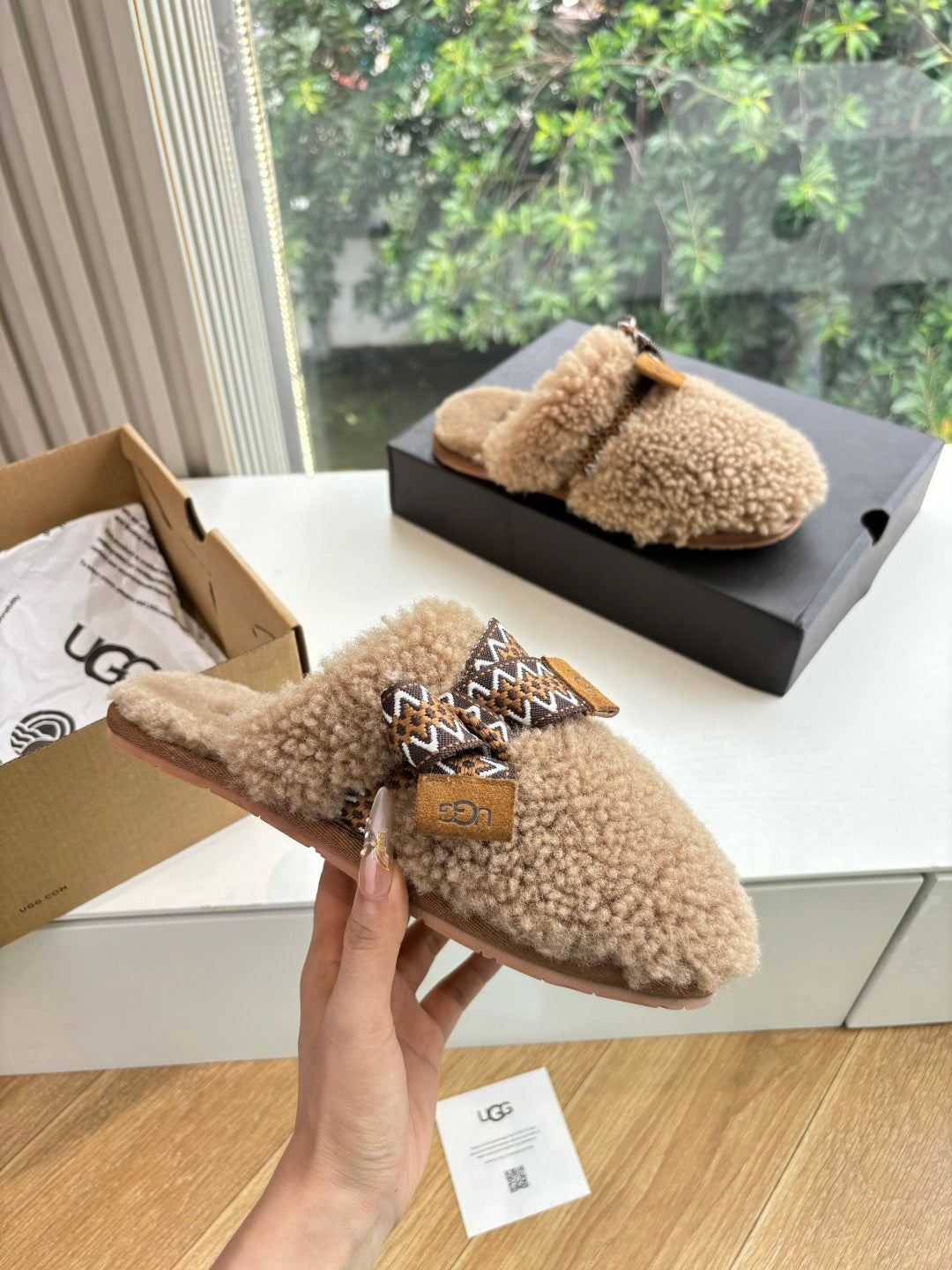 UGG Autumn/Winter Wool Slippers