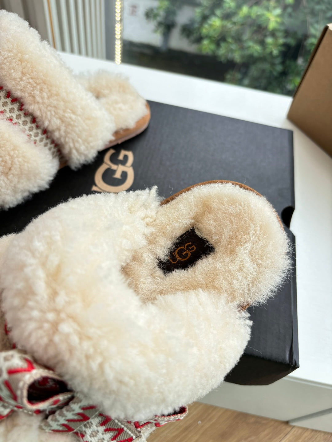 UGG Autumn/Winter Wool Slippers