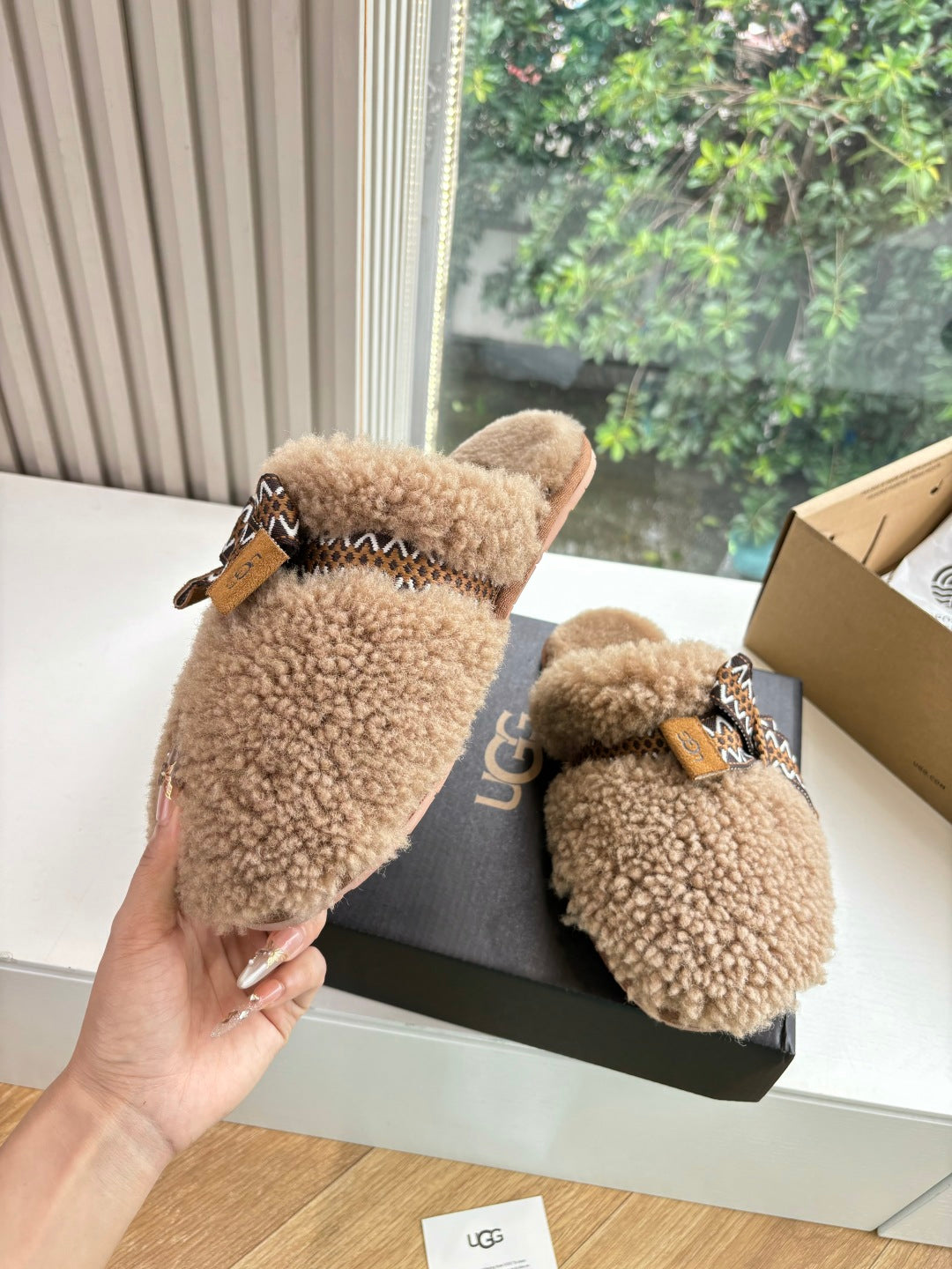 UGG Autumn/Winter Wool Slippers
