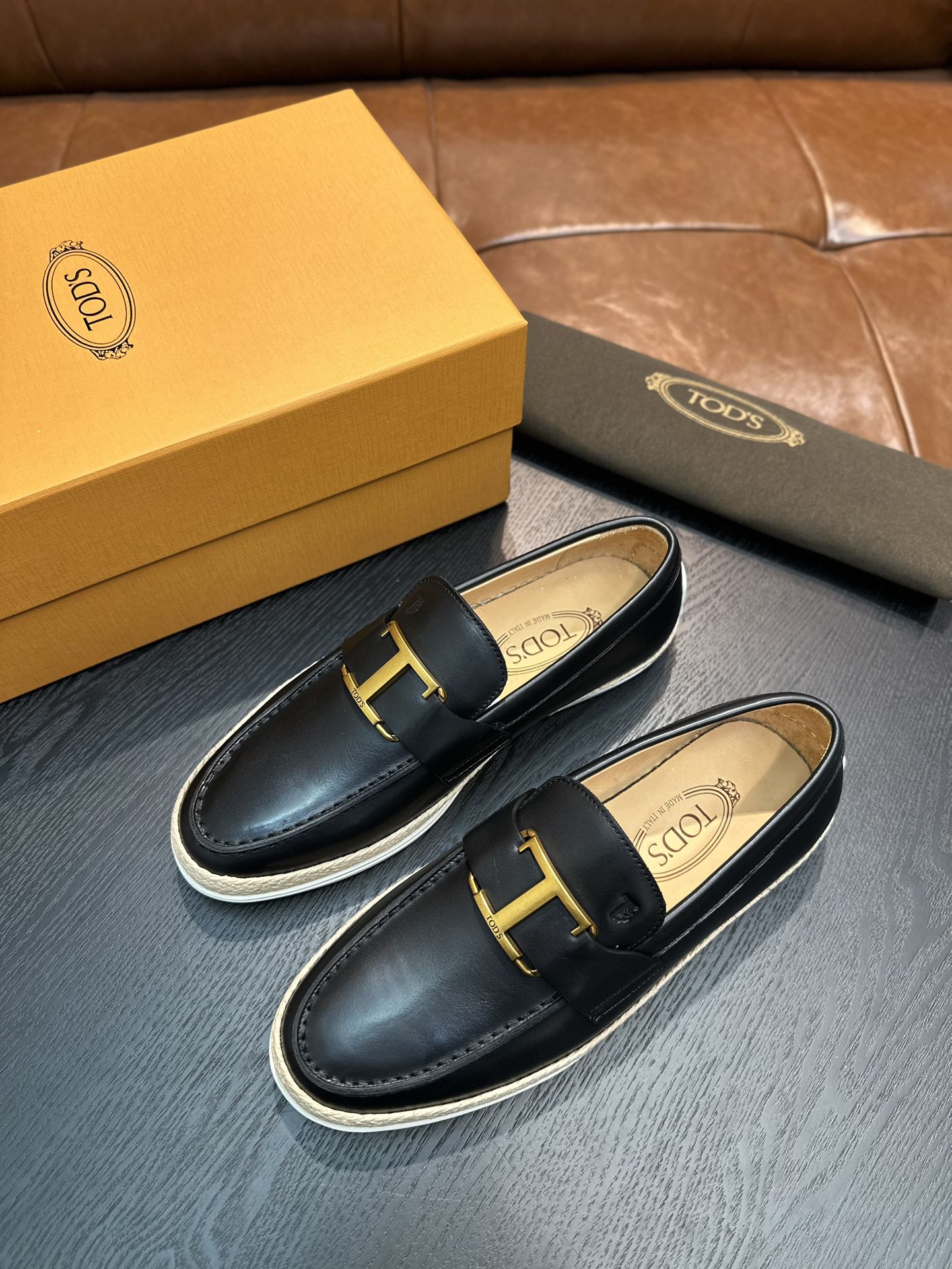 Tod's Gommino Calfskin Loafers