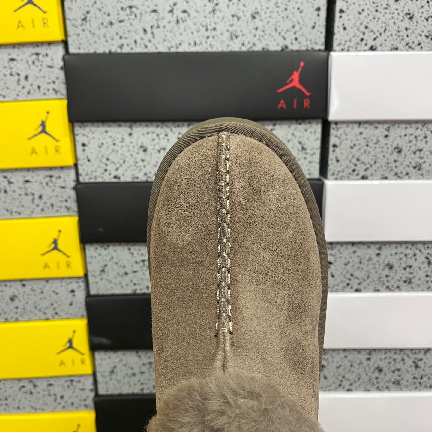 UGG Platform Low-Cut Snow Boots