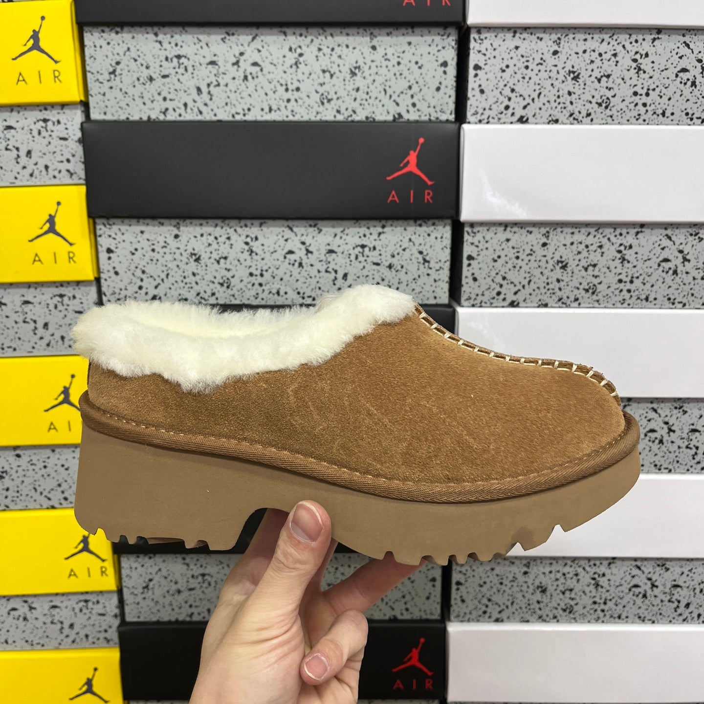 UGG Platform Low-Cut Snow Boots