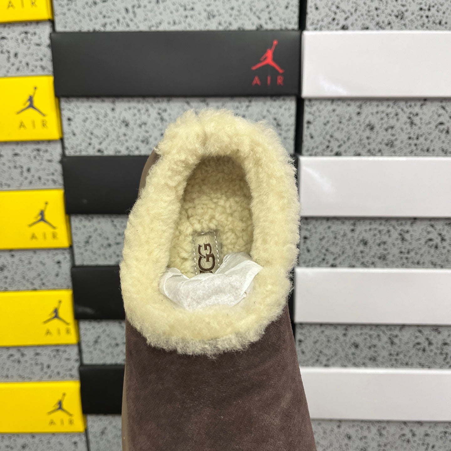 UGG Platform Low-Cut Snow Boots