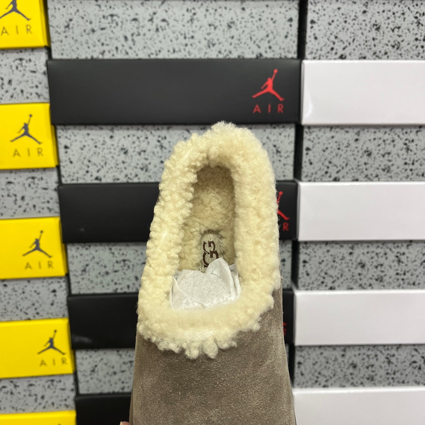 UGG Platform Low-Cut Snow Boots