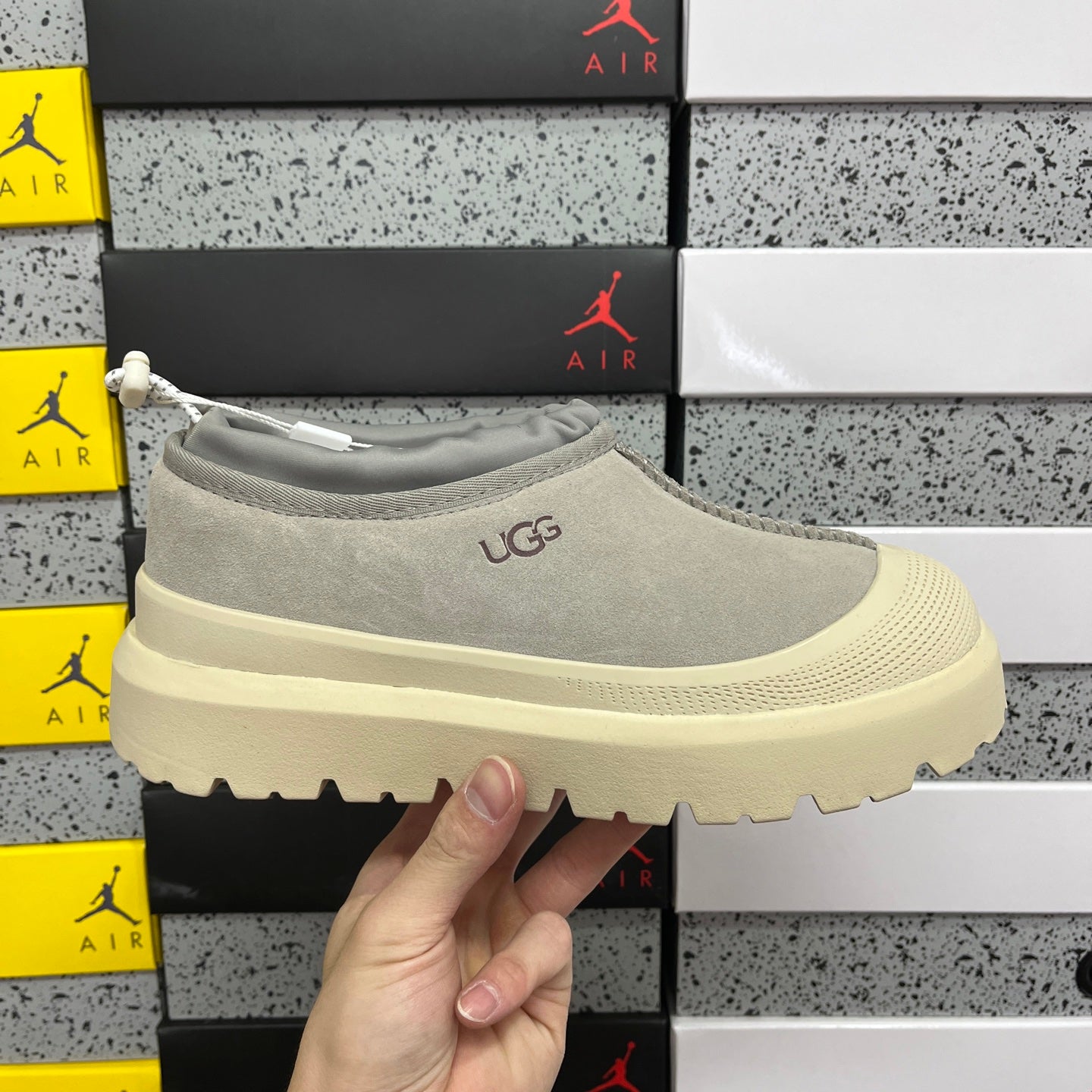 UGG Platform Low-Cut Snow Boots