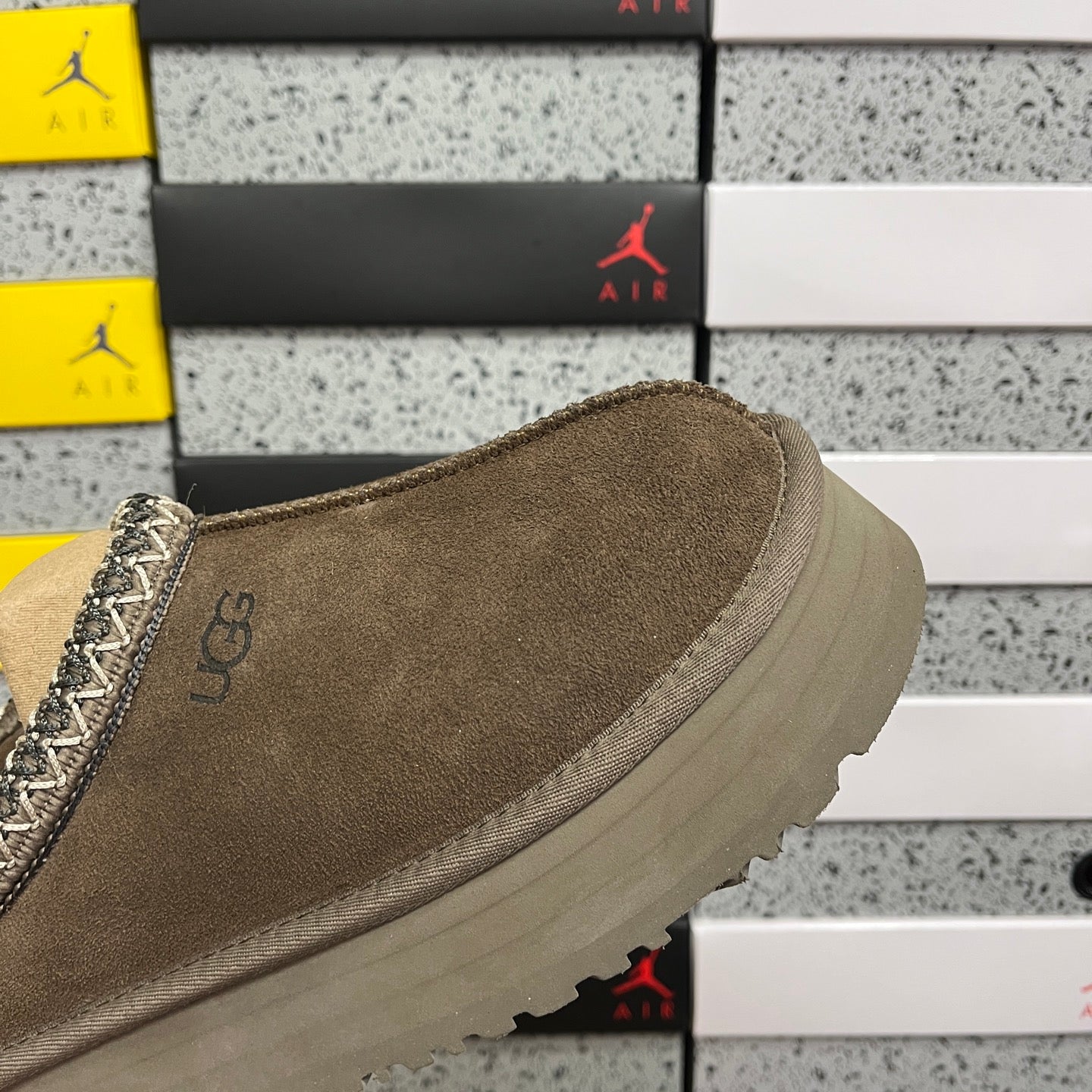 UGG Thick-Soled Low-Cut Fur Snow Boots