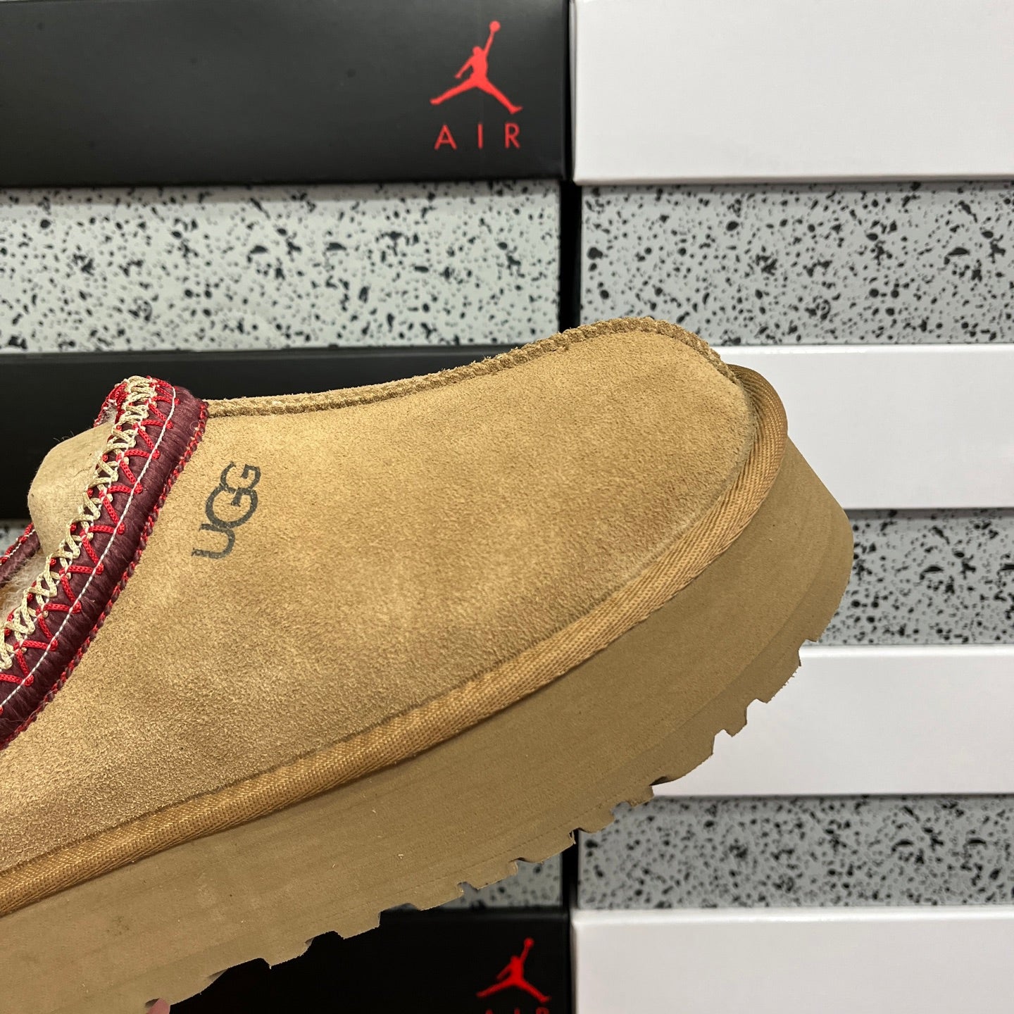 UGG Thick-Soled Low-Cut Fur Snow Boots