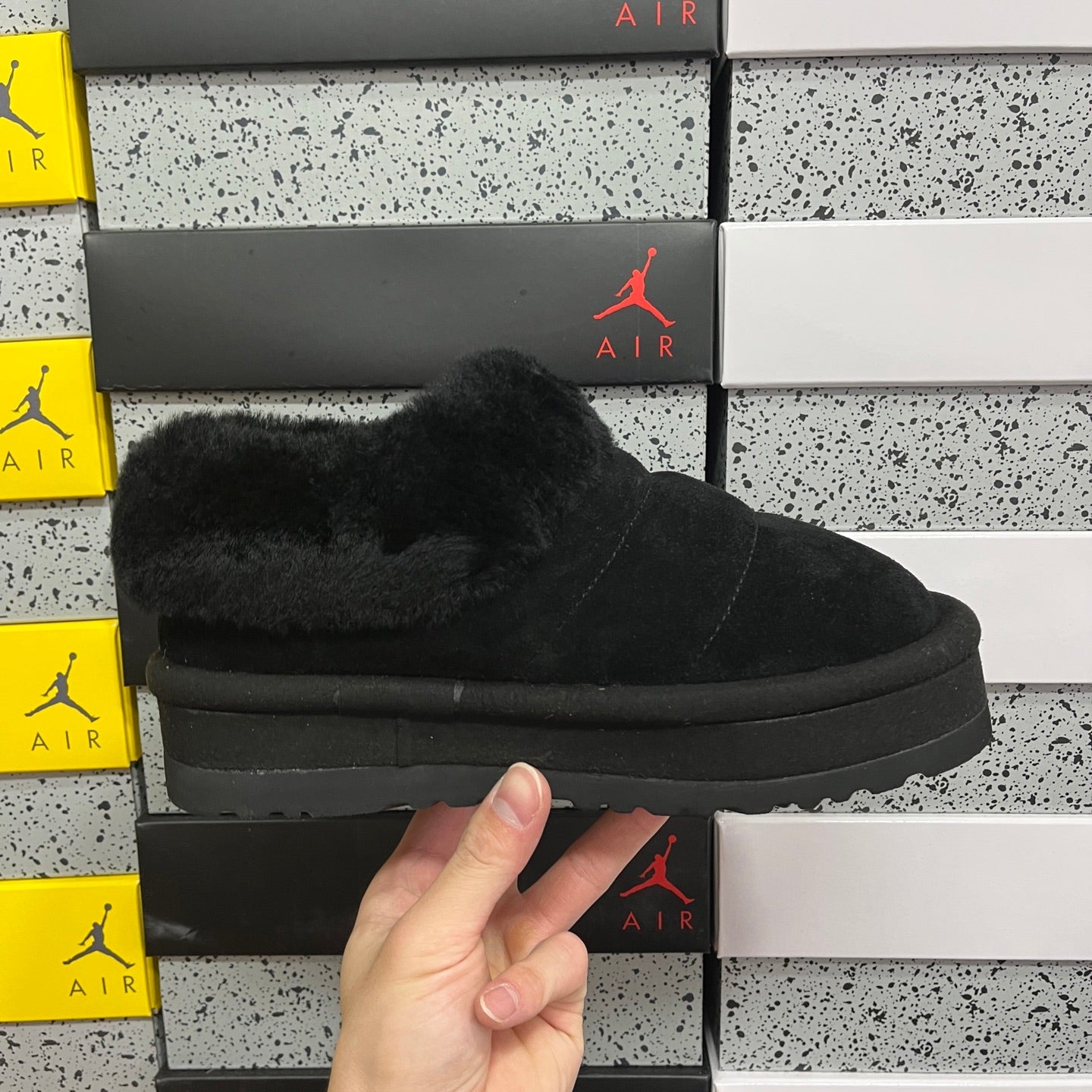 UGG Thick-Soled Low-Cut Fur Snow Boots