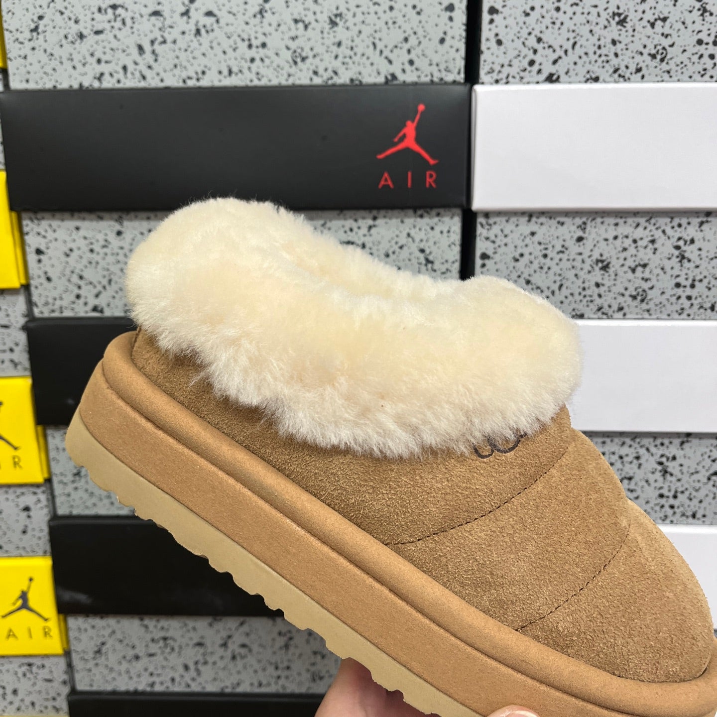 UGG Thick-Soled Low-Cut Fur Snow Boots