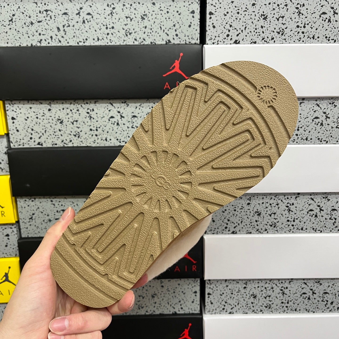 UGG Thick-Soled Low-Cut Fur Snow Boots