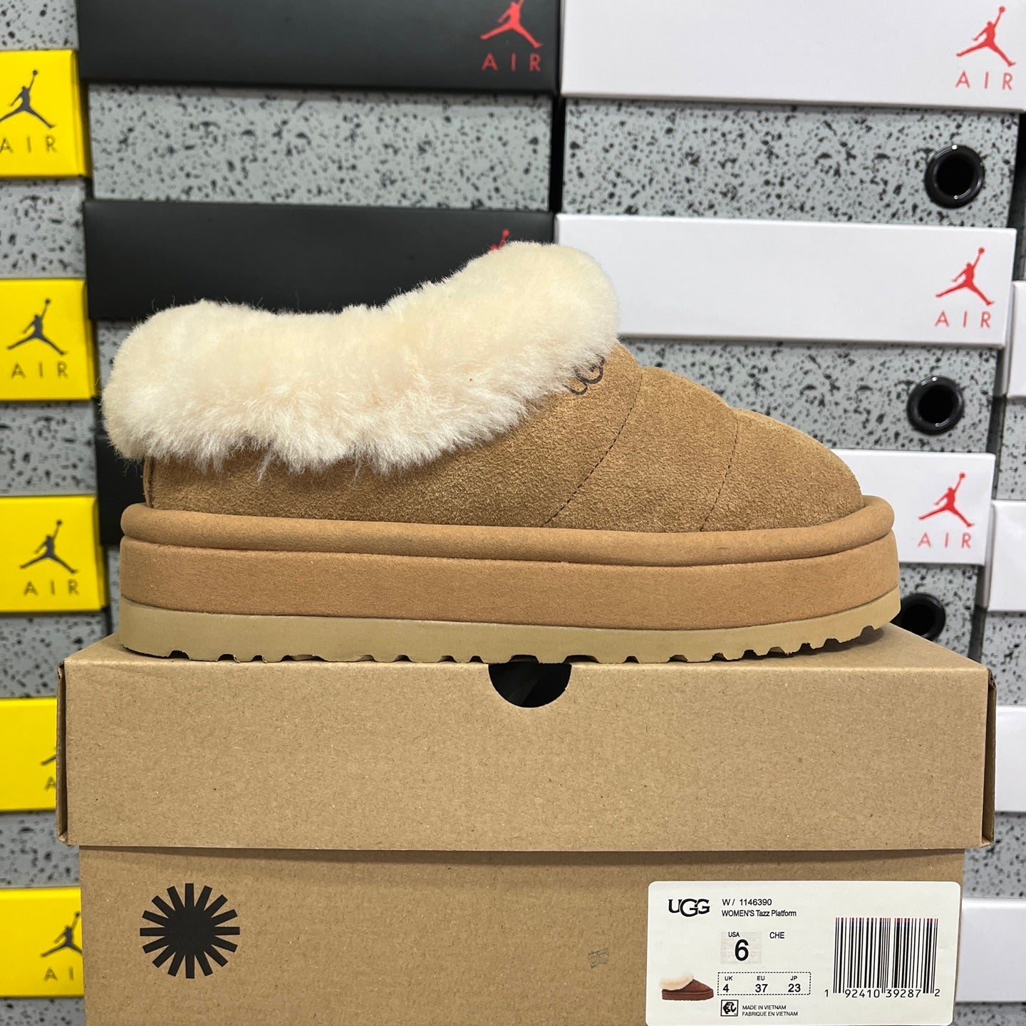 UGG Thick-Soled Low-Cut Fur Snow Boots