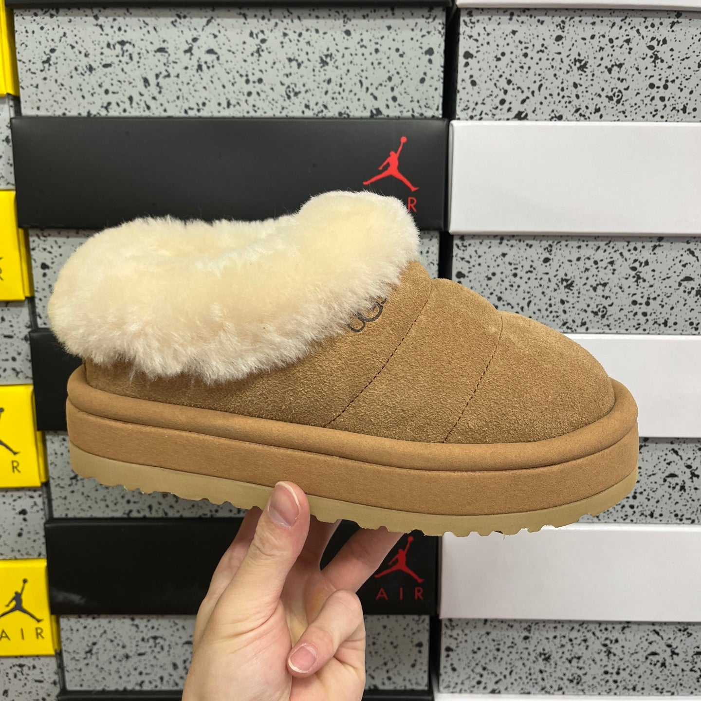UGG Thick-Soled Low-Cut Fur Snow Boots