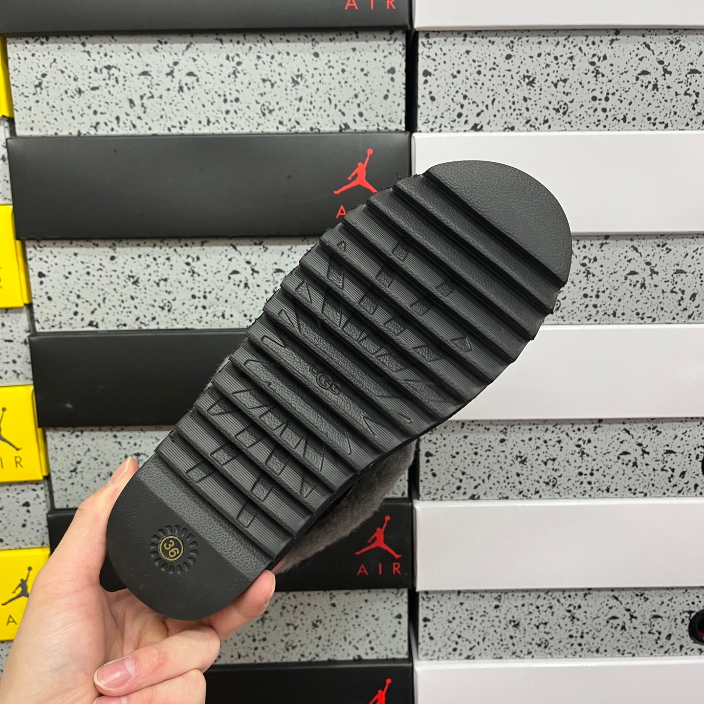 UGG Thick-Soled Low-Cut Fur Snow Boots