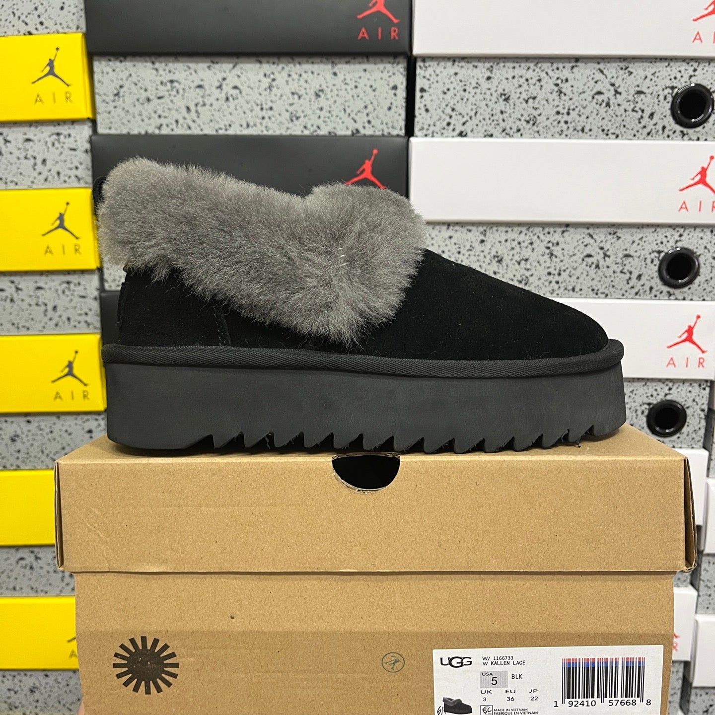 UGG Thick-Soled Low-Cut Fur Snow Boots