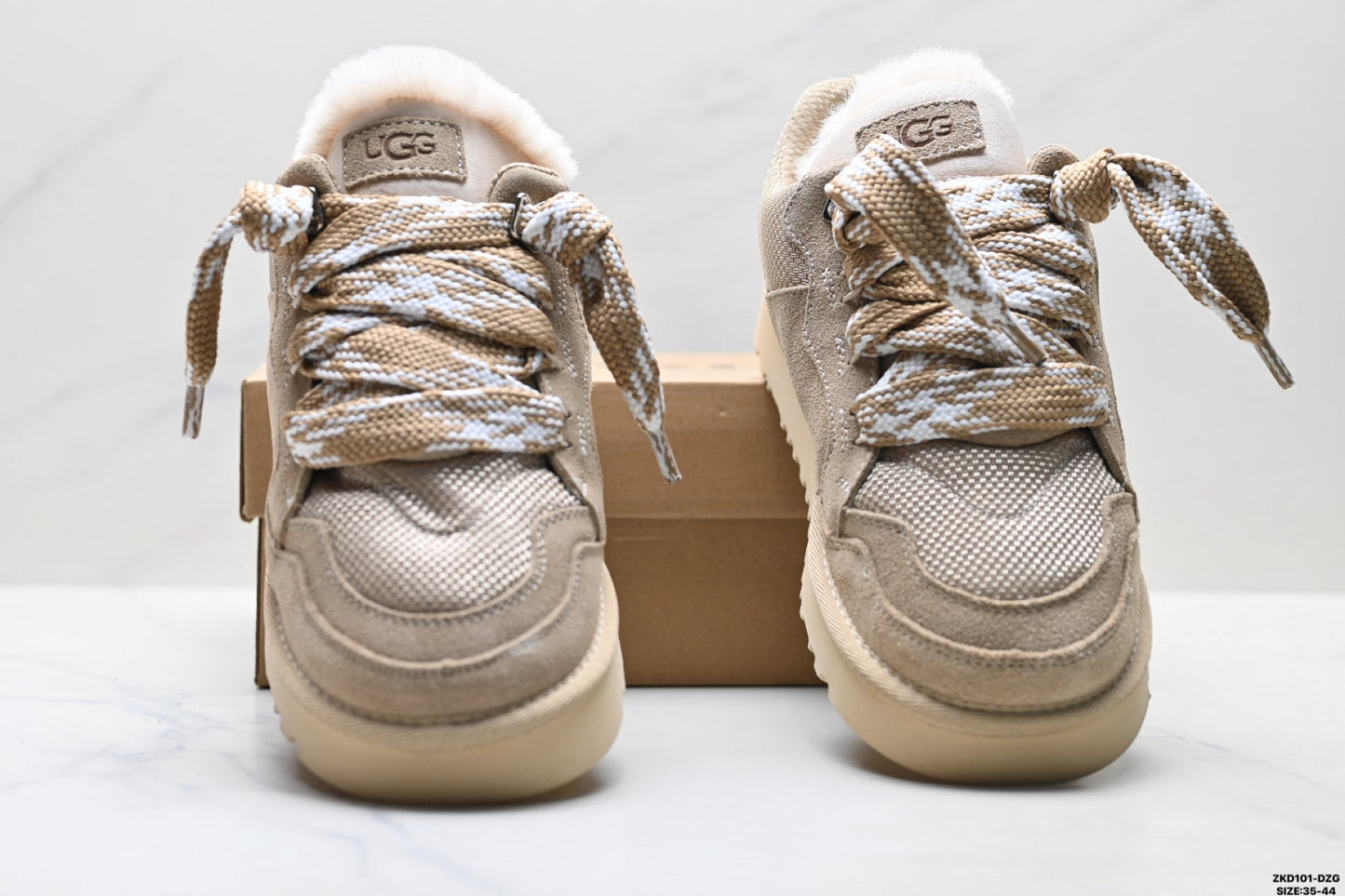 UGG LOWMEL Mid-Top Snow Boots